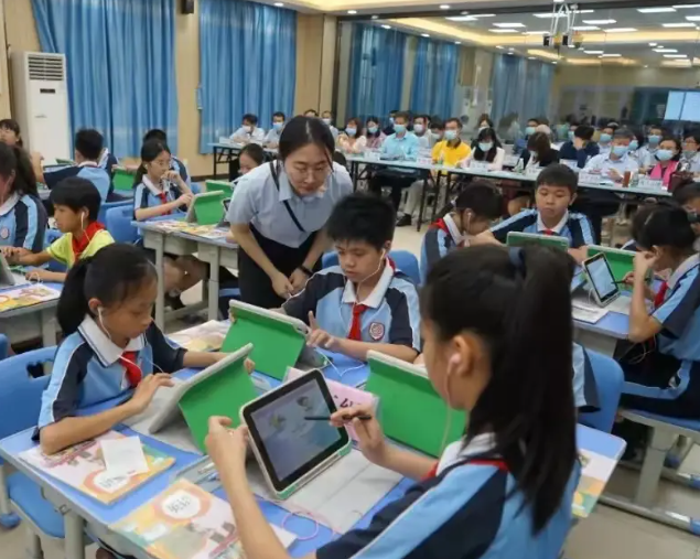 数据洞察对课程内容教育方法和评估系统进行系统性优化 数据洞察对课程内容教育方法和评估系统进行系统性优化